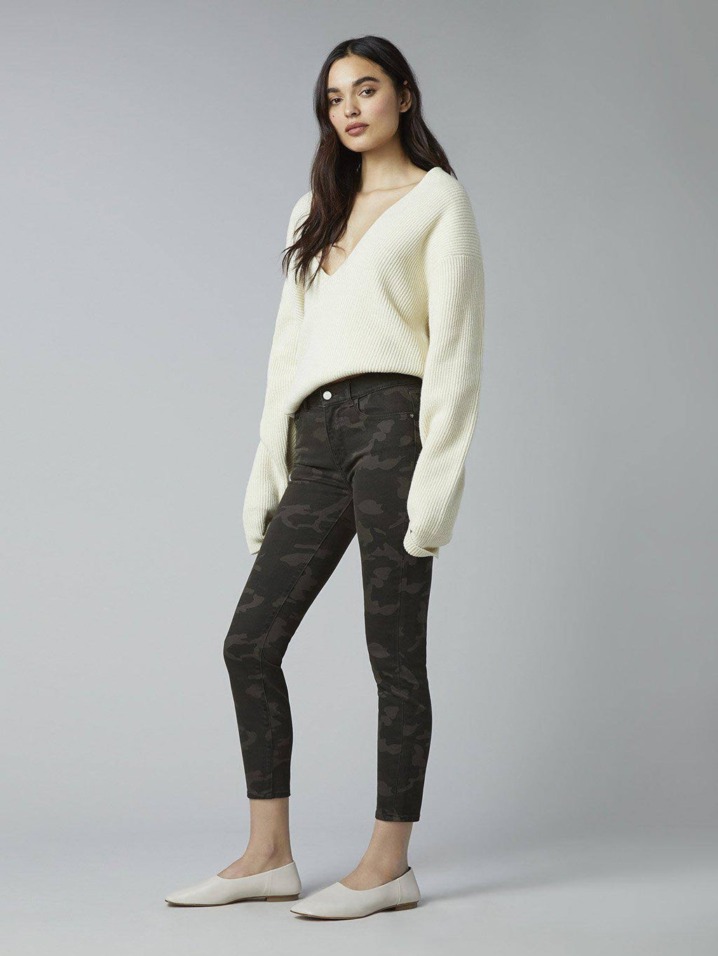 Dark Camo Skinny Crop Jeans M576