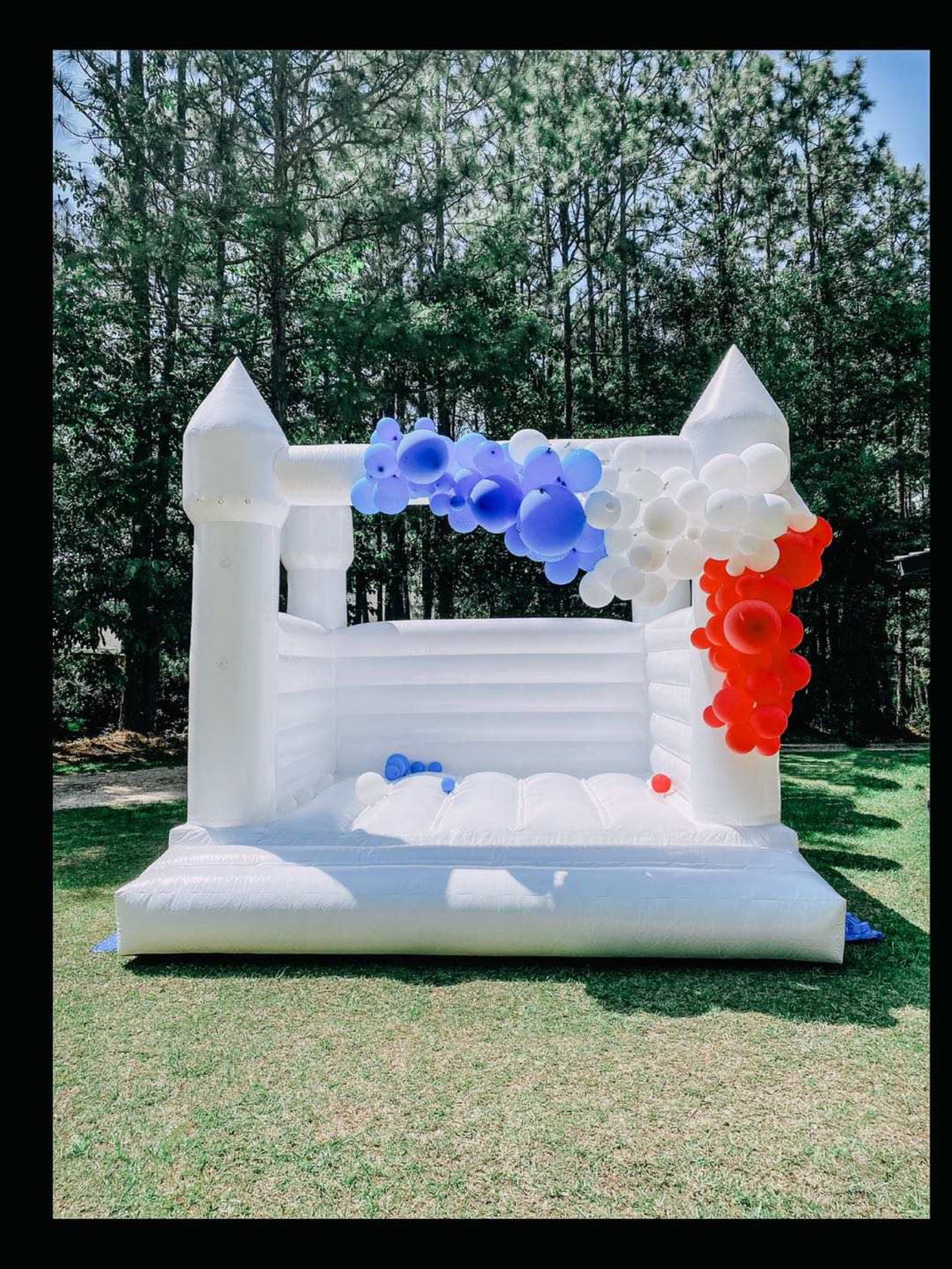 Inflatable White Bounce House with Air Blower 13*10*10ft Z482