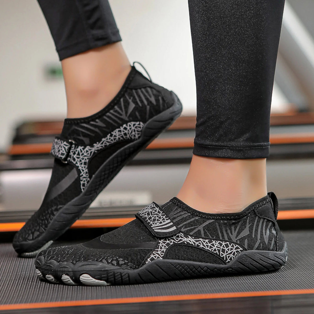 Couples Slip On Elastic Five Toe Shoes V747
