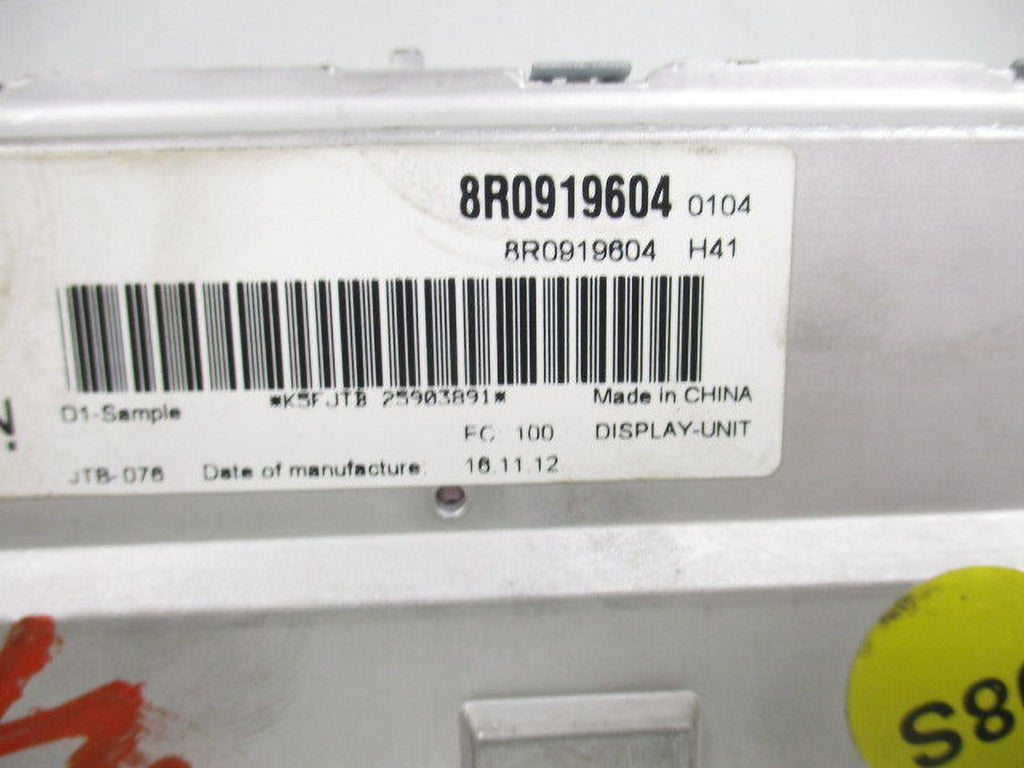 Pre-Owned Dash Mounted Audio Display Screen W3345