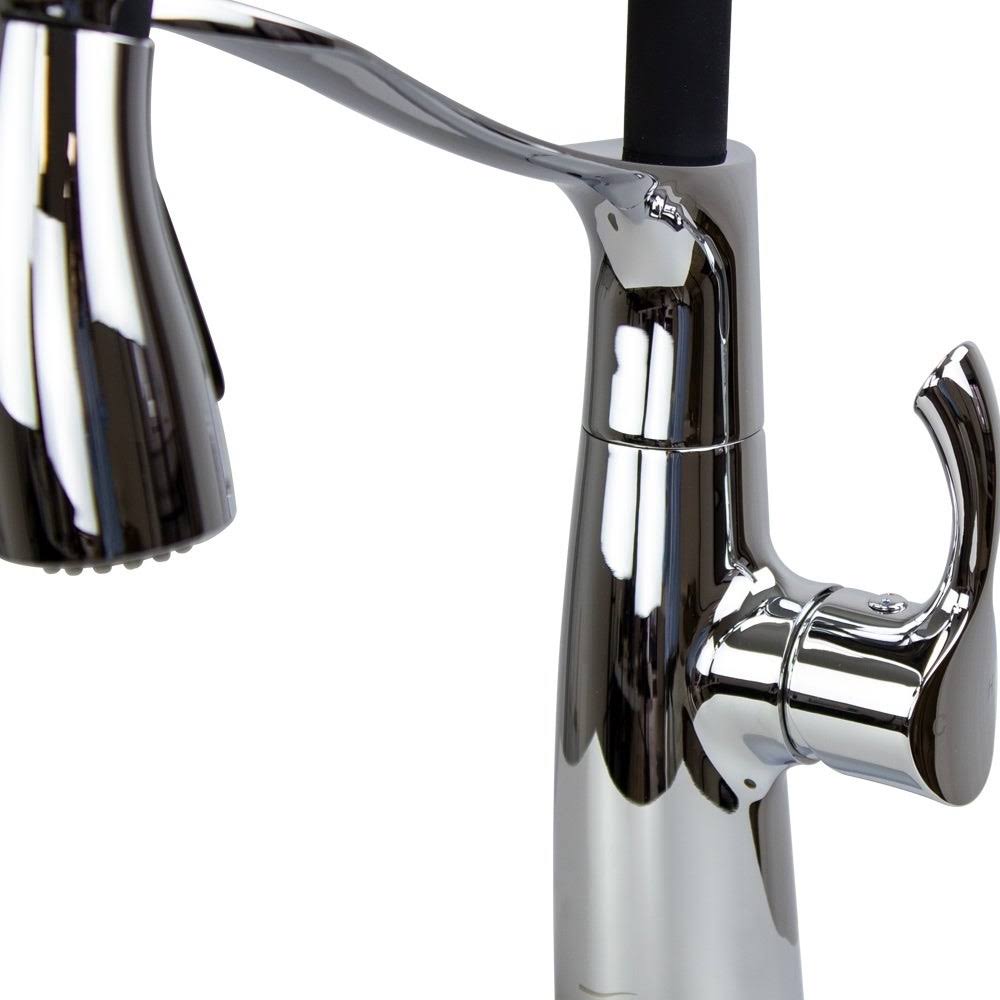 Polished Chrome Pull-Out Kitchen Faucet U58125