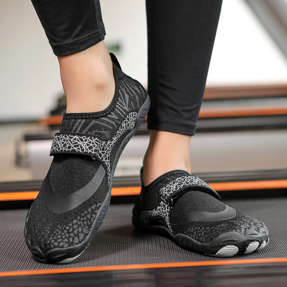 Couples Slip On Elastic Five Toe Shoes V747