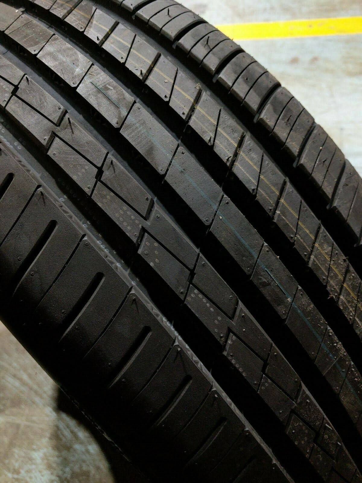 225/60R16 98V Touring All Season Tire Q371