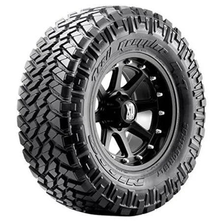 40/1350r17 121P Radial Tire M288725