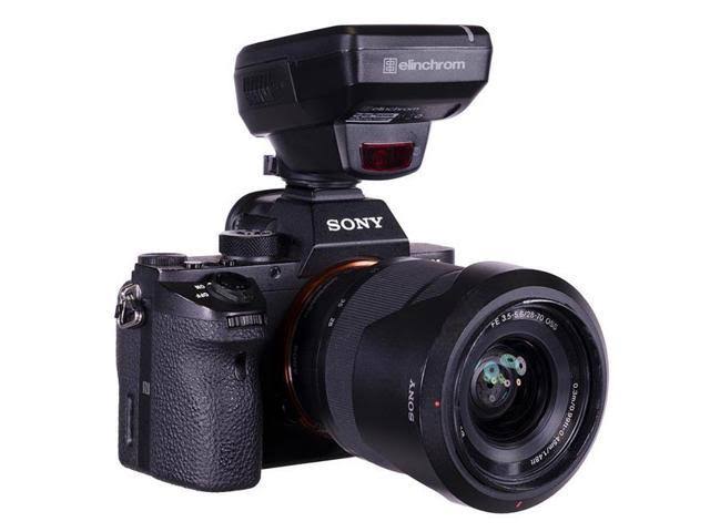 HSS Transmitter for Camera - Black V9870