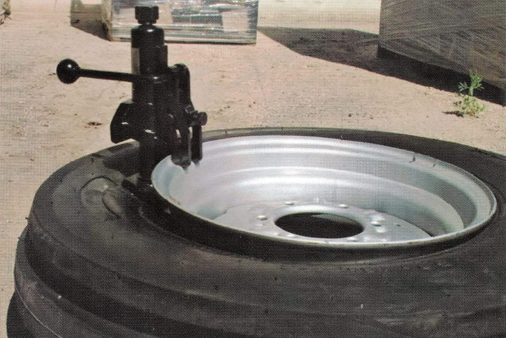 Tire Bead Breaker Manual Tool for Heavy Duty Tires C744548