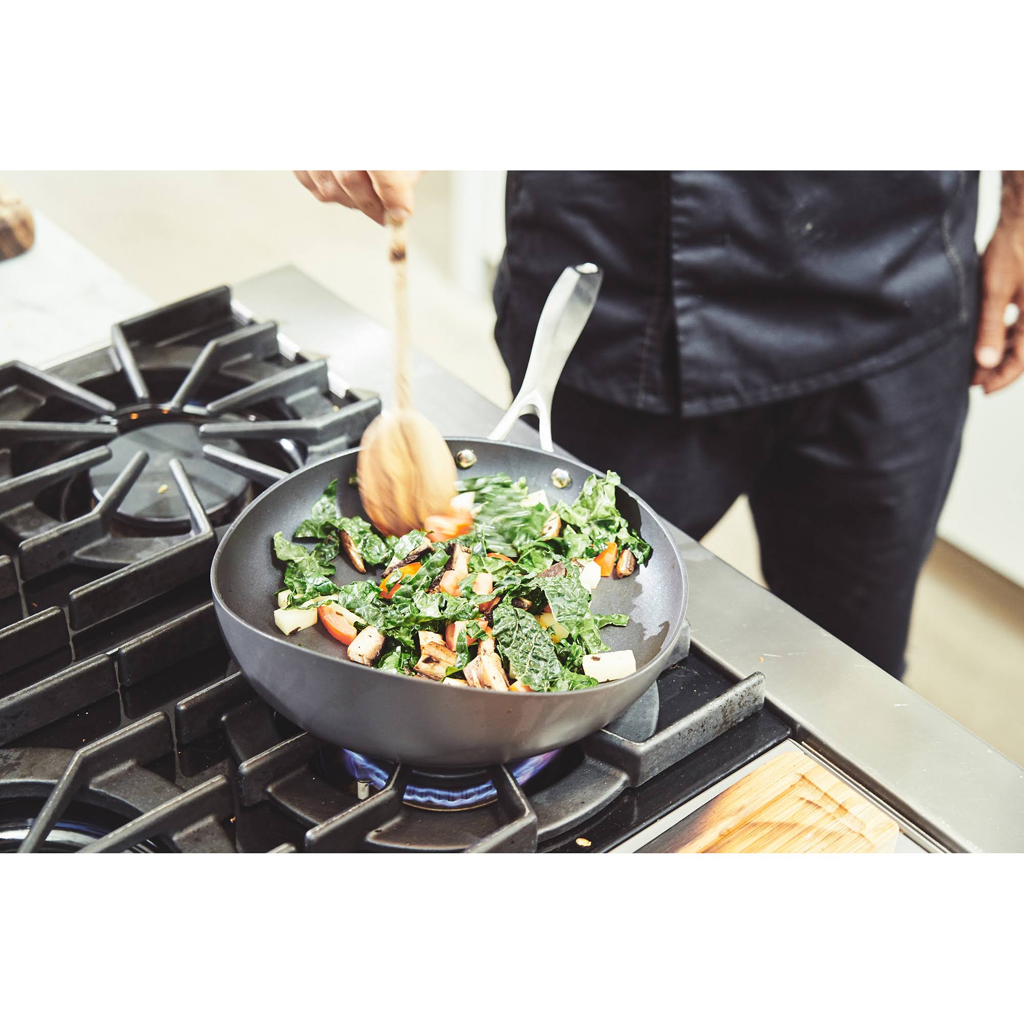 Nonstick Sauté Pan D92980
