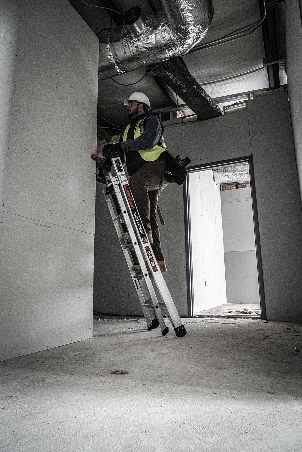 Aluminum 3-in-1 Combo Ladder, Type 1A - 300 lbs. Rated L920176