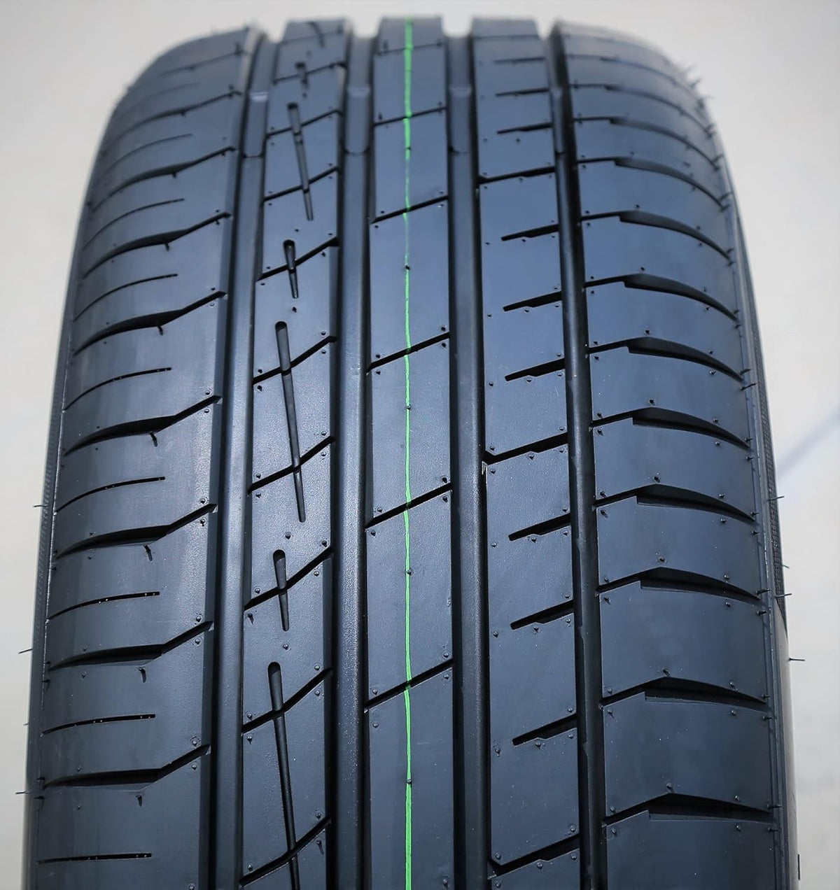 Set of 2 All-Season High Performance Radial Tires 255/55R20 110W G8580