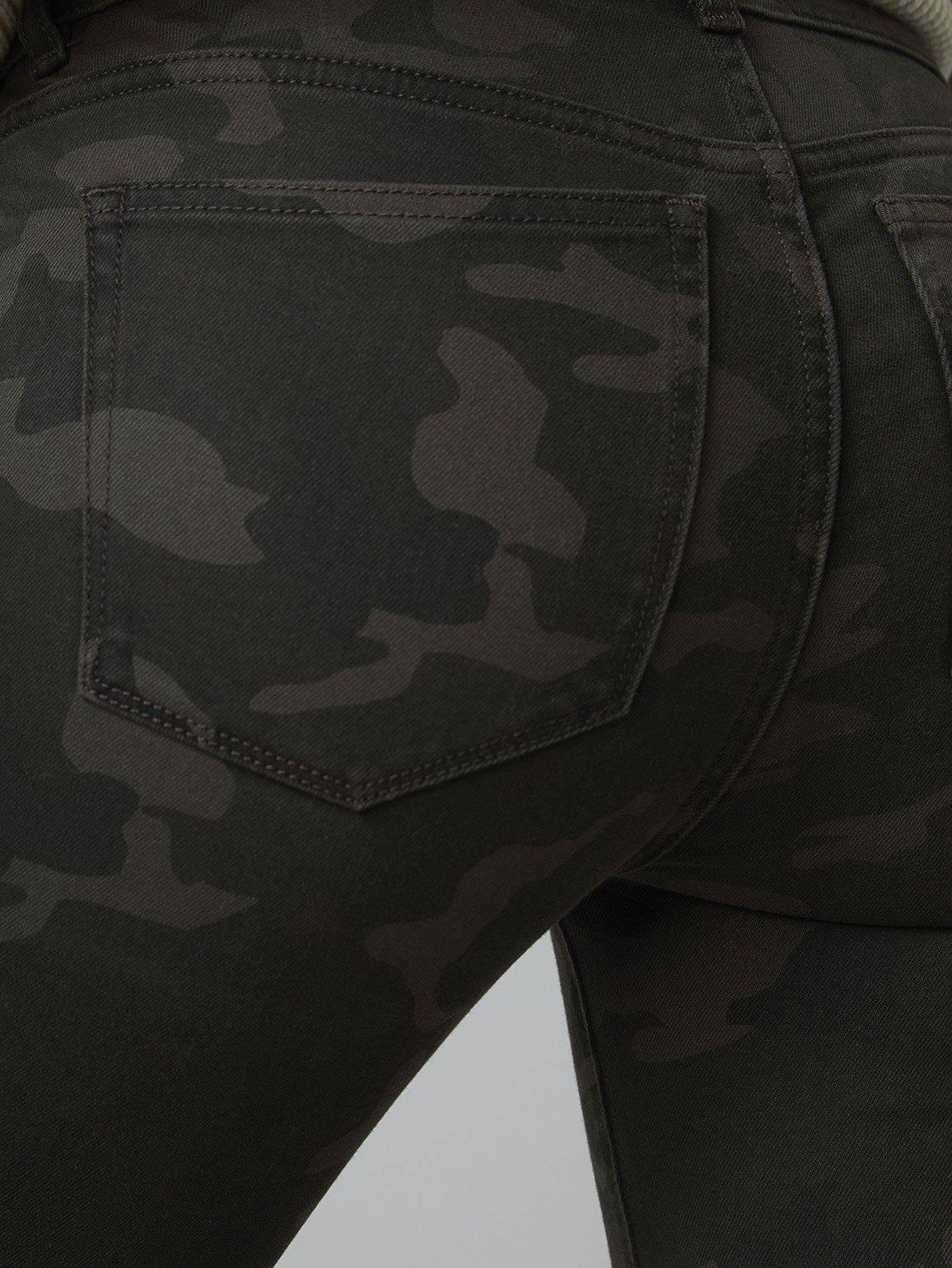 Dark Camo Skinny Crop Jeans M576