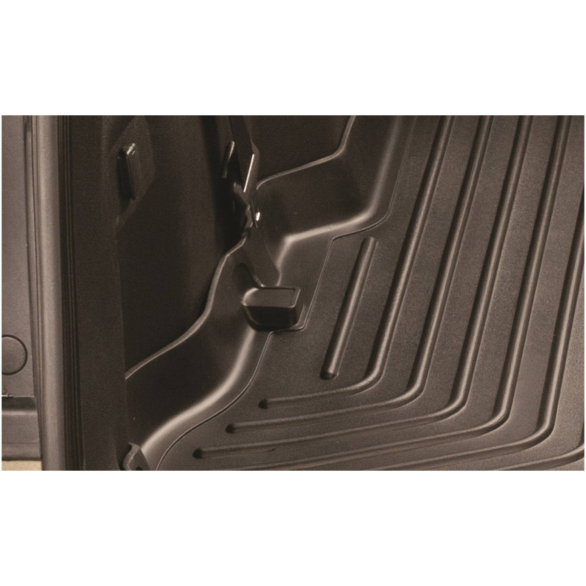 Classic Style Cargo Liner B573