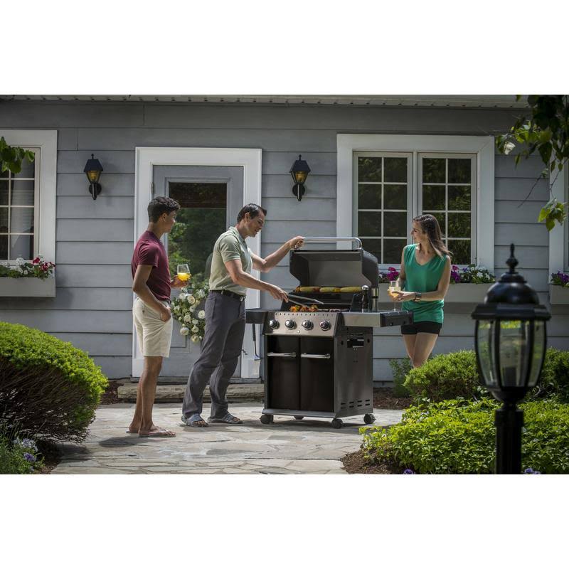 4 Burners Propane Grill Black 40000 BTU N937677
