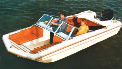 Pacific Blue Tri-Hull Boat Cover U121354