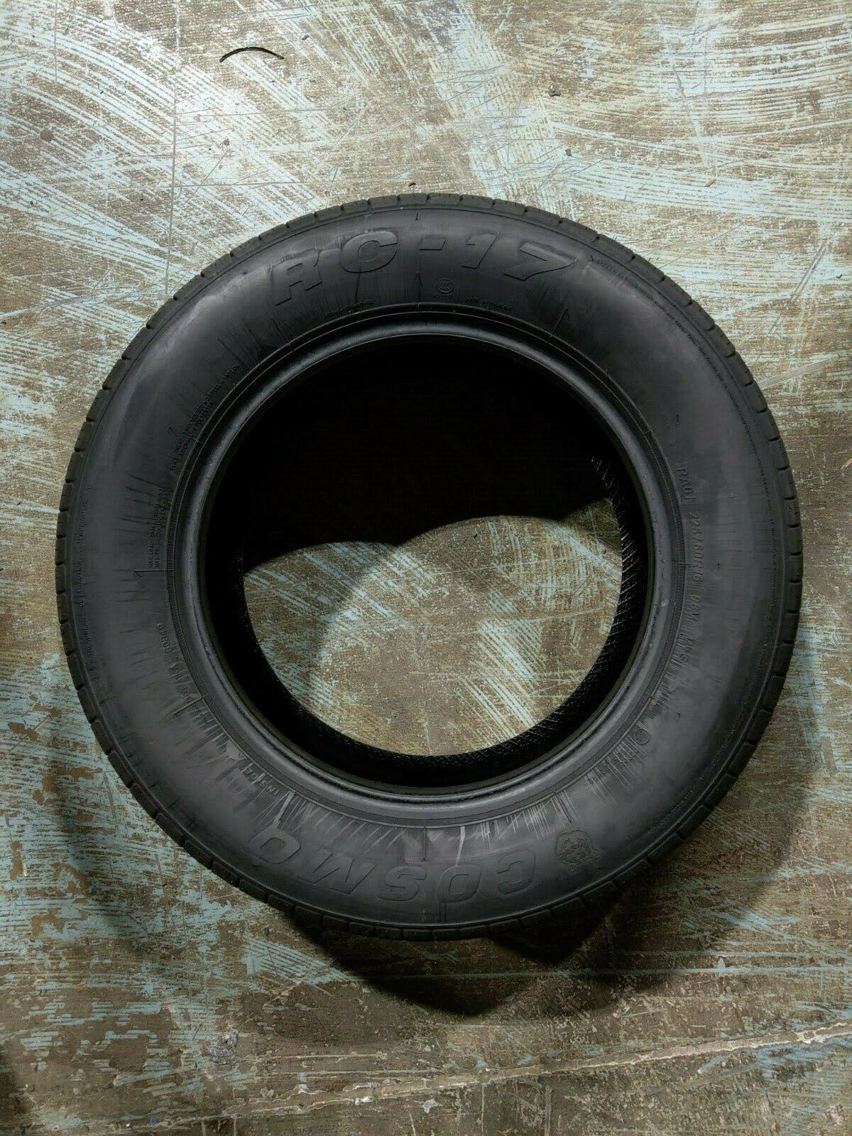 225/60R16 98V Touring All Season Tire Q371