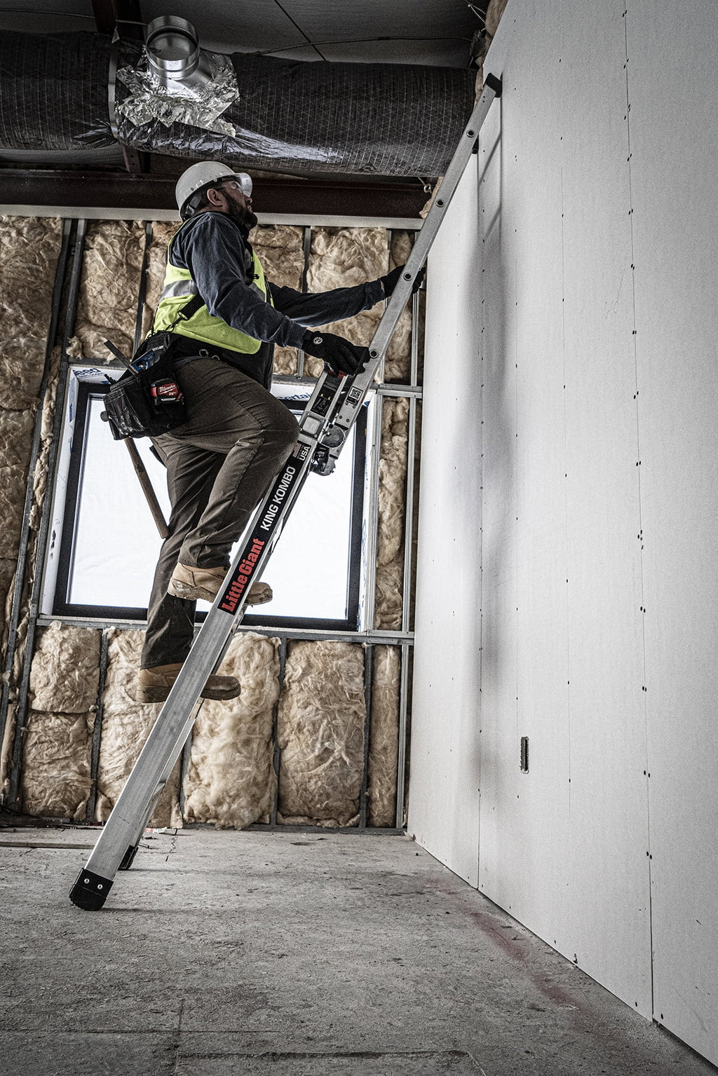 Aluminum 3-in-1 Combo Ladder, Type 1A - 300 lbs. Rated L920176