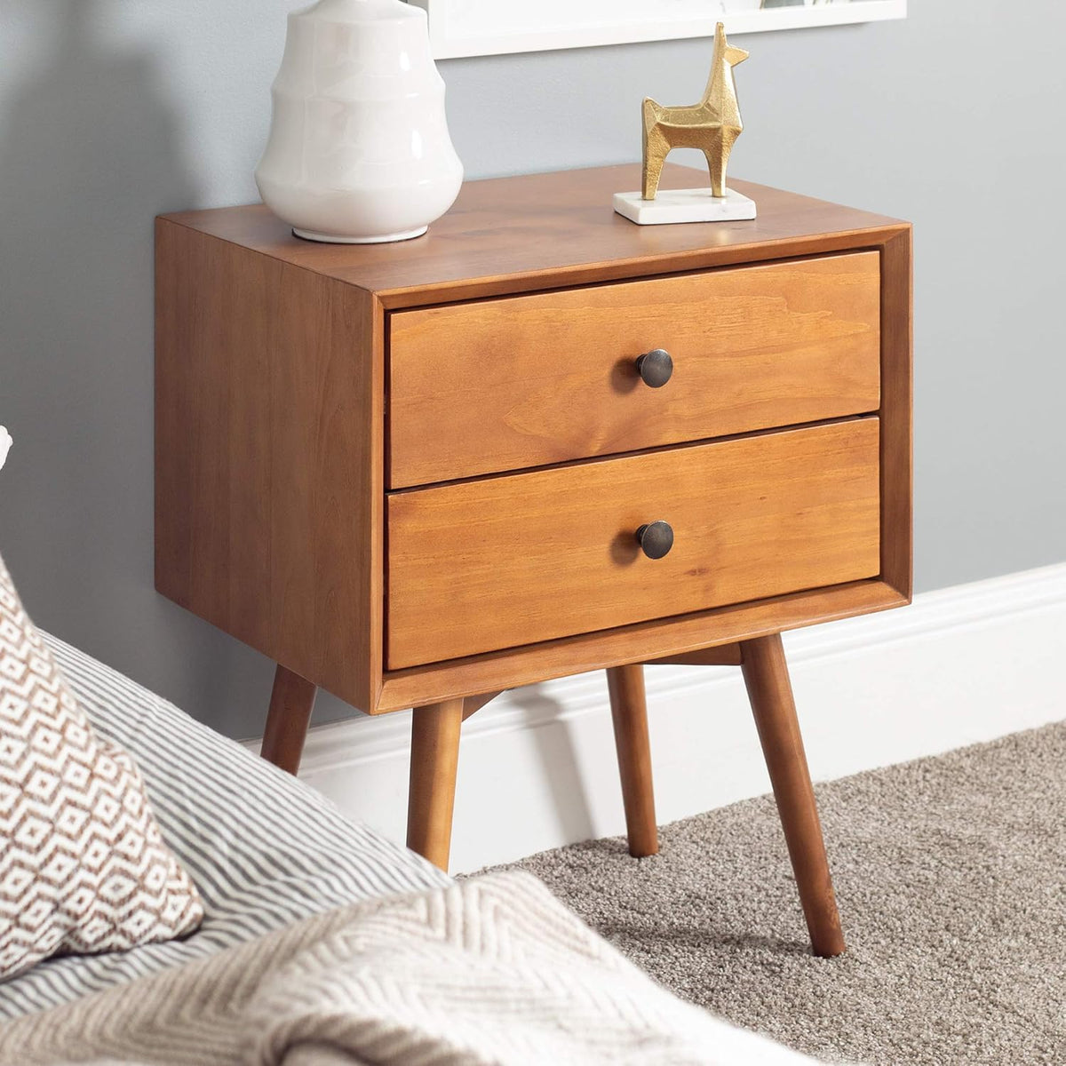Caramel 2-Piece 2-Drawer Solid Wood Nightstand Set Q643