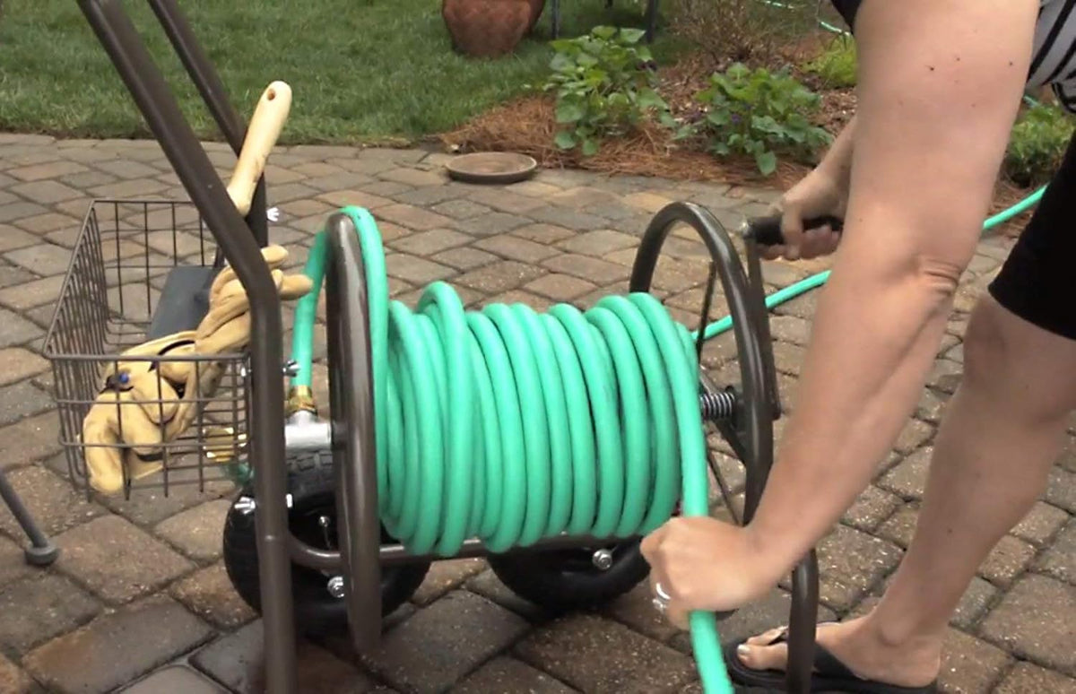 Bronze 4 Wheel Garden Hose Reel Cart O3719
